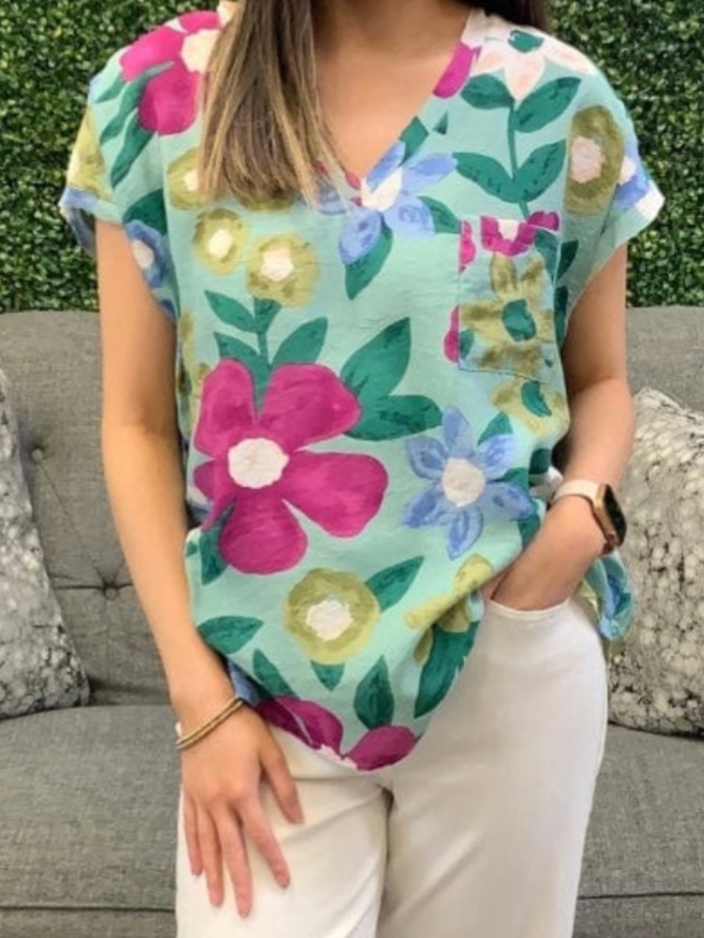 JODIFL Mint Floral V-Neck Short Sleeve Blouse Pink & Blue Boho Floral Size Small